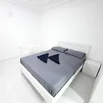 Lux Full Apartment 306